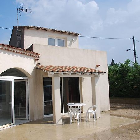 Villa Soleil De Camargue Arles Esterno foto
