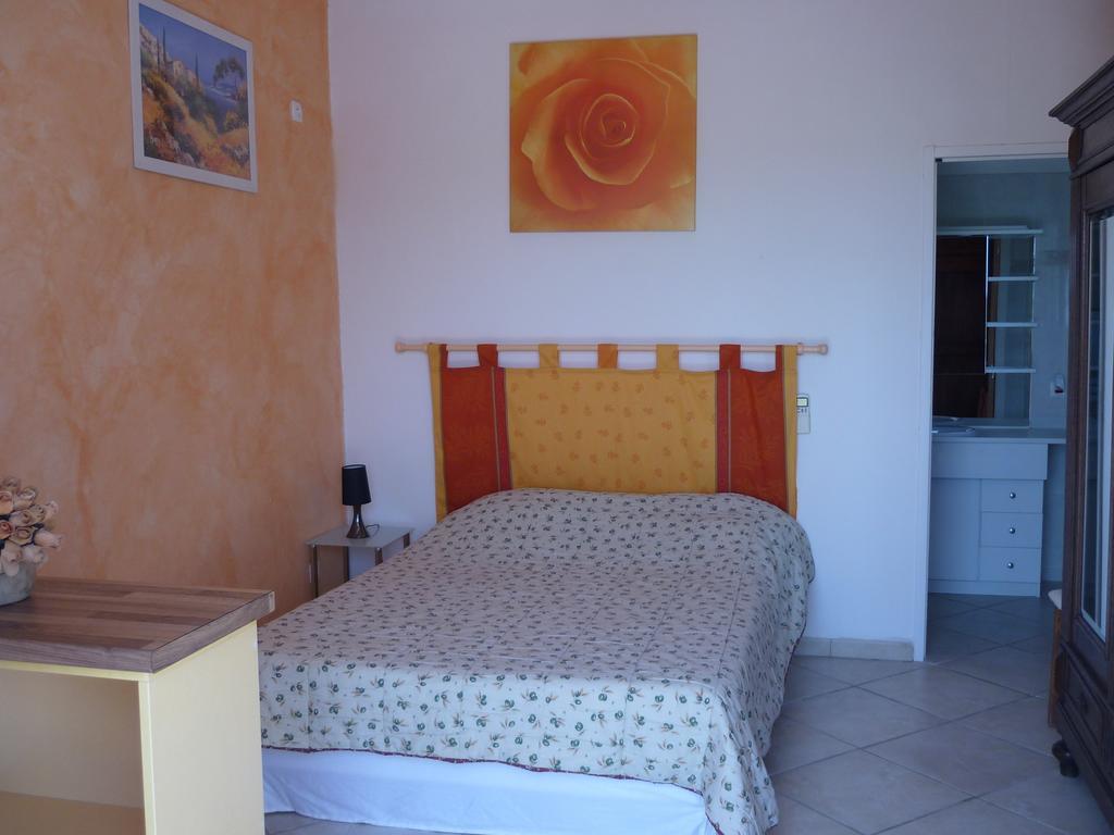 Villa Soleil De Camargue Arles Camera foto